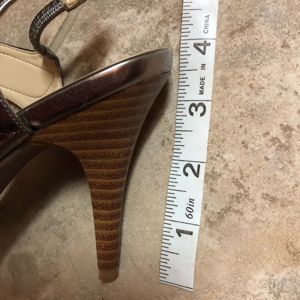 Heels - Picture 6 of 6